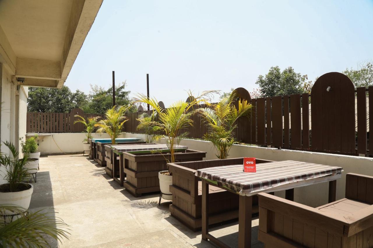Oyo 10943 Hotel Plus Corporate Khapa  Bagian luar foto