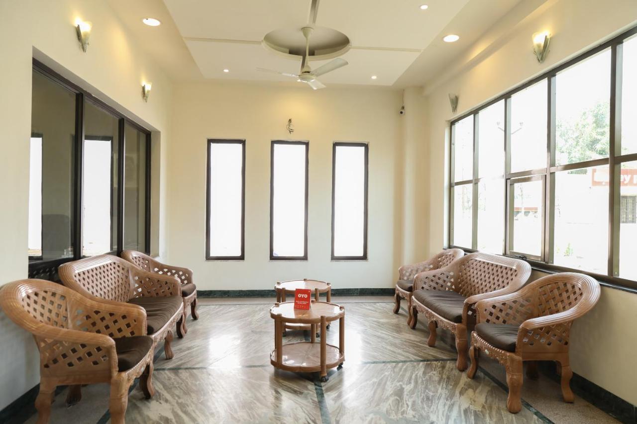 Oyo 10943 Hotel Plus Corporate Khapa  Bagian luar foto