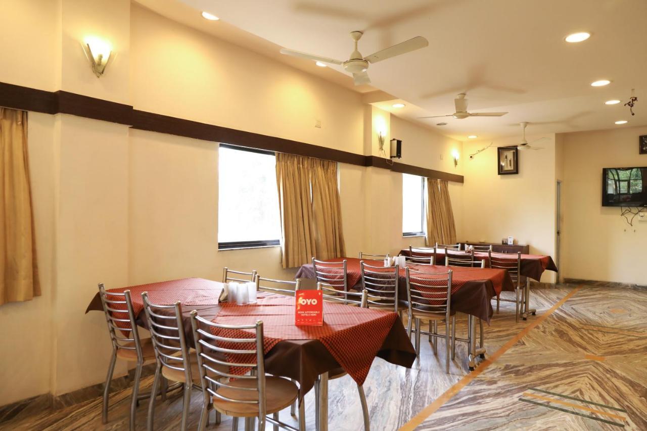 Oyo 10943 Hotel Plus Corporate Khapa  Bagian luar foto